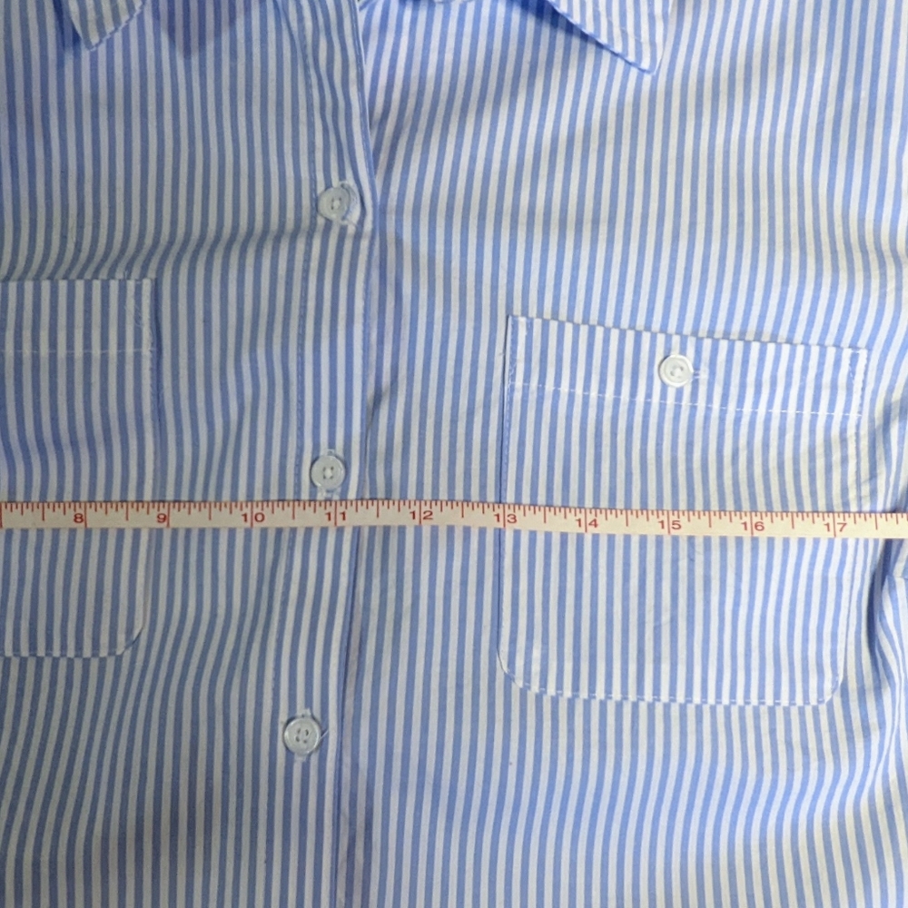 Ladies large, blue & white pinstripe button up, l/s shirt. EUC. Cotton spandex